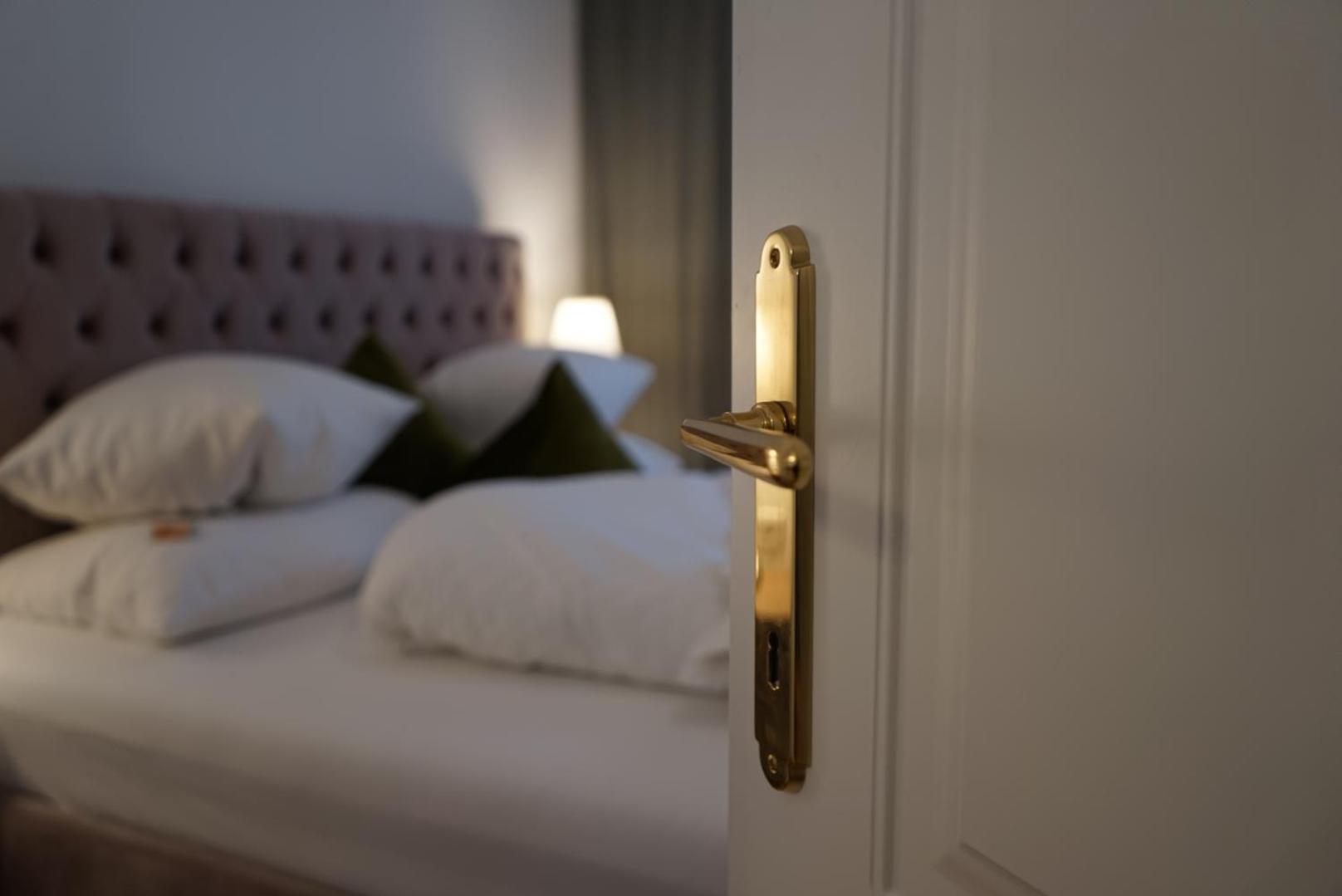 Hotel Am See - Seeresidenz Алтаусзее Стая снимка